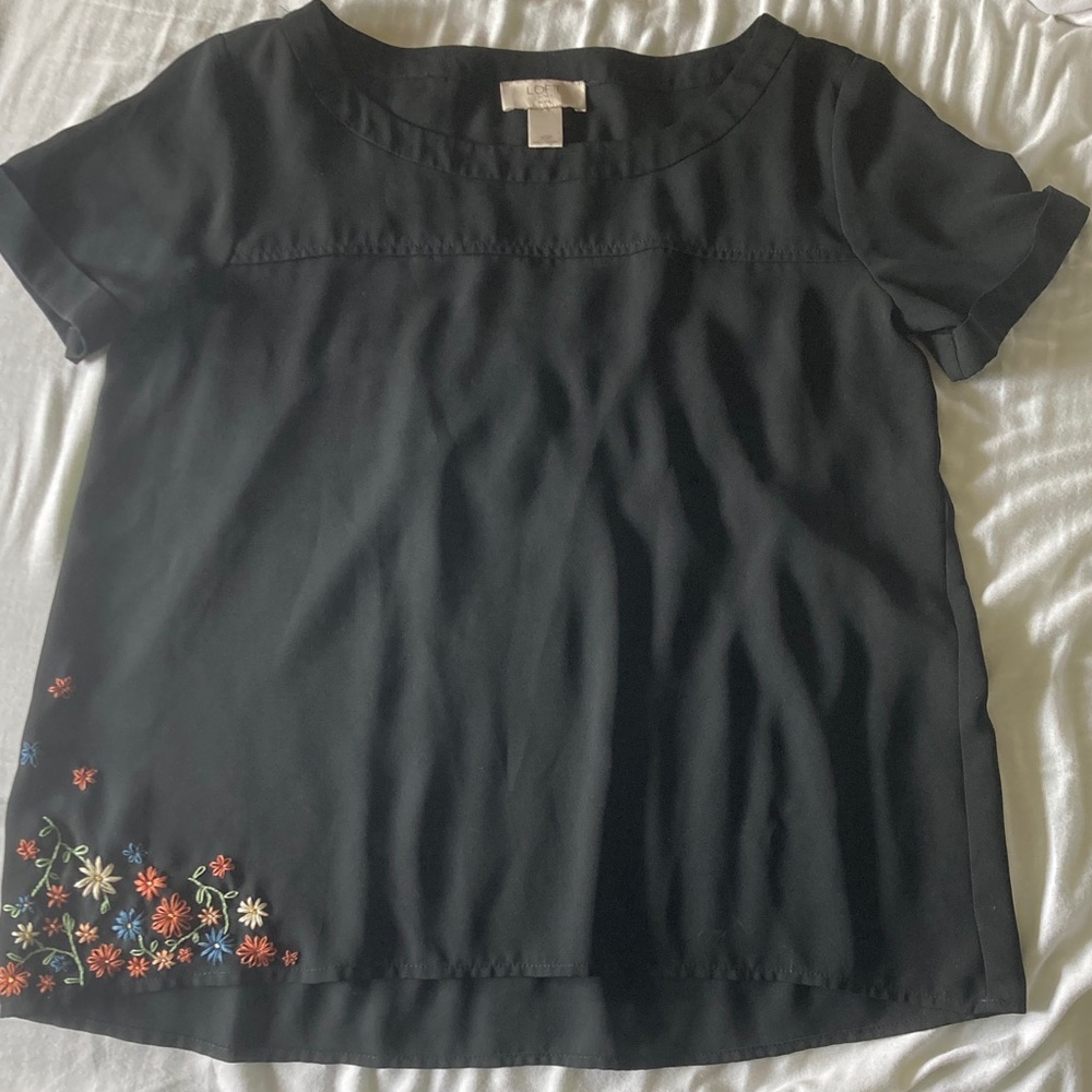 Black Loft Outlet Top with Hand Embroidery